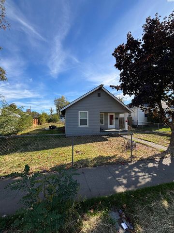 738 N 9th Ave, Walla Walla, WA 99362