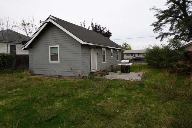 738 N 9th Ave, Walla Walla, WA 99362