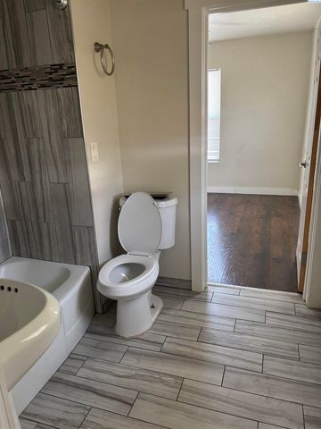 738 N 9th Ave, Walla Walla, WA 99362