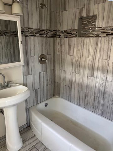 738 N 9th Ave, Walla Walla, WA 99362