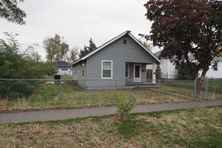 738 N 9th Ave, Walla Walla, WA 99362