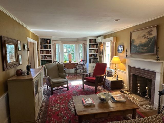 268 Court, Plymouth, MA 02360