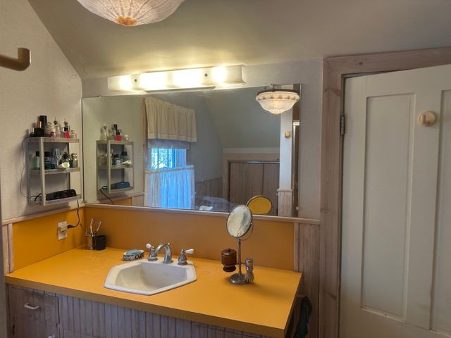 268 Court, Plymouth, MA 02360