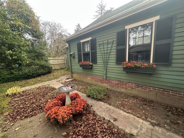 268 Court, Plymouth, MA 02360
