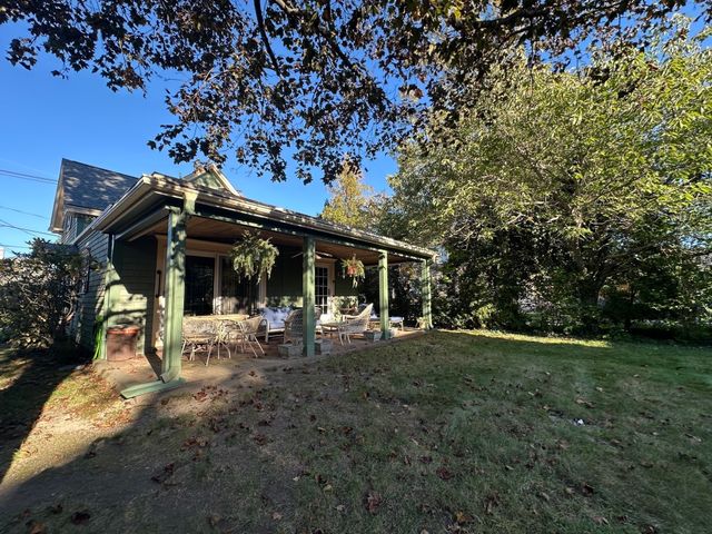 268 Court, Plymouth, MA 02360