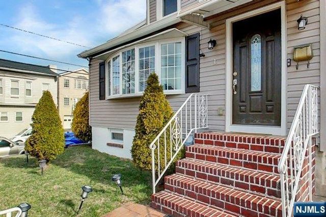 1 Pine Street, Kearny, NJ 07032