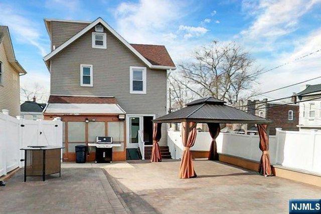 1 Pine Street, Kearny, NJ 07032