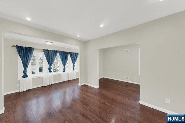 1 Pine Street, Kearny, NJ 07032