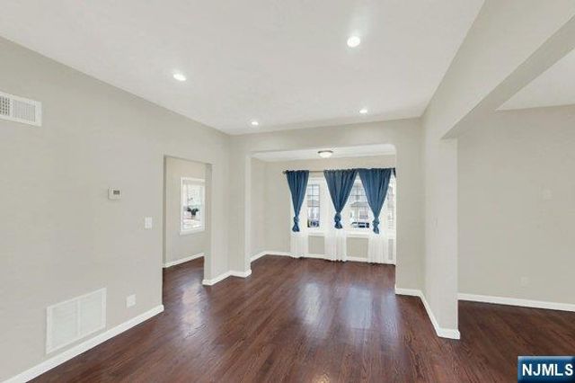 1 Pine Street, Kearny, NJ 07032