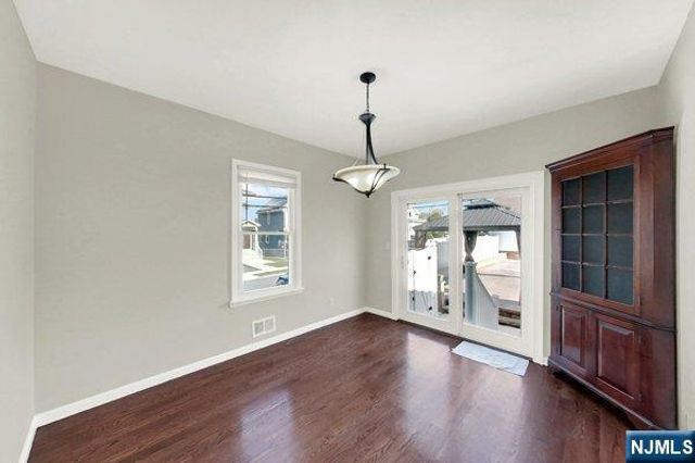 1 Pine Street, Kearny, NJ 07032