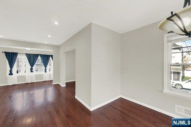 1 Pine Street, Kearny, NJ 07032