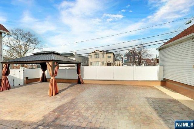 1 Pine Street, Kearny, NJ 07032