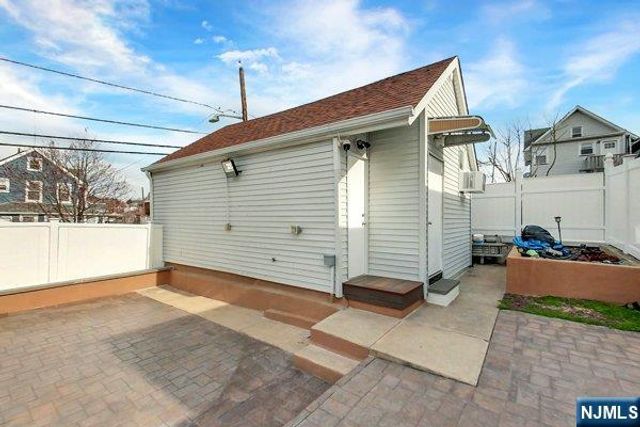 1 Pine Street, Kearny, NJ 07032