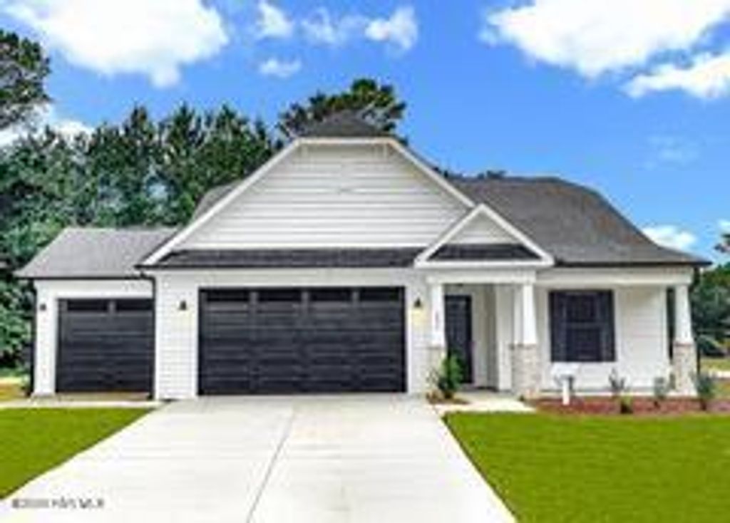 596 Newgate Court SE, Bolivia, NC 28422