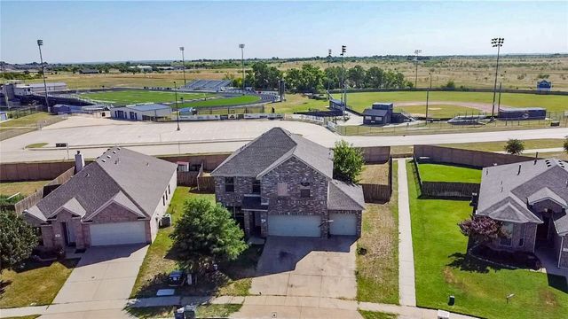 62 N Highland Drive, Sanger, TX 76266