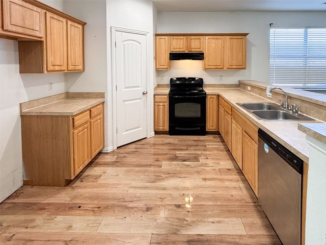 62 N Highland Drive, Sanger, TX 76266