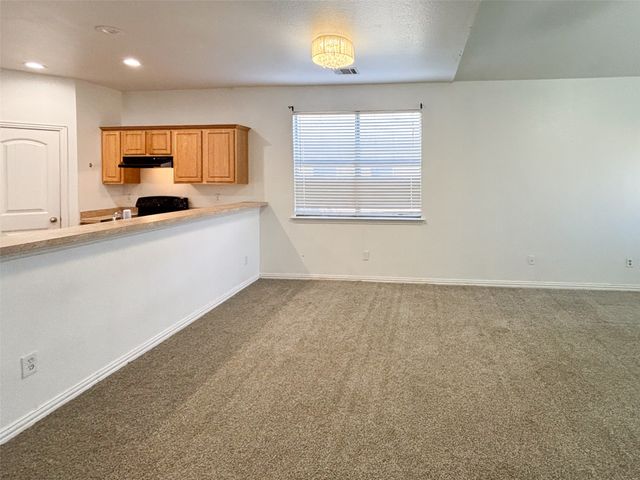 62 N Highland Drive, Sanger, TX 76266