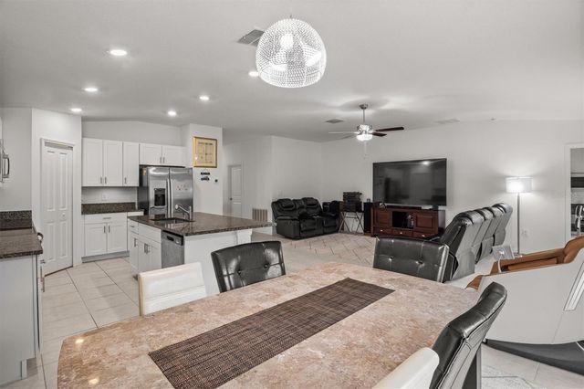 1856 RED LOOP, Lakeland, FL 33801