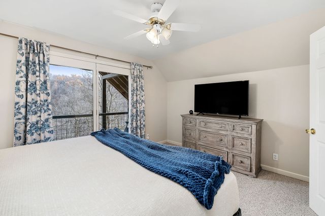 1337 Lakeside Dr, Smithville, TN 37166