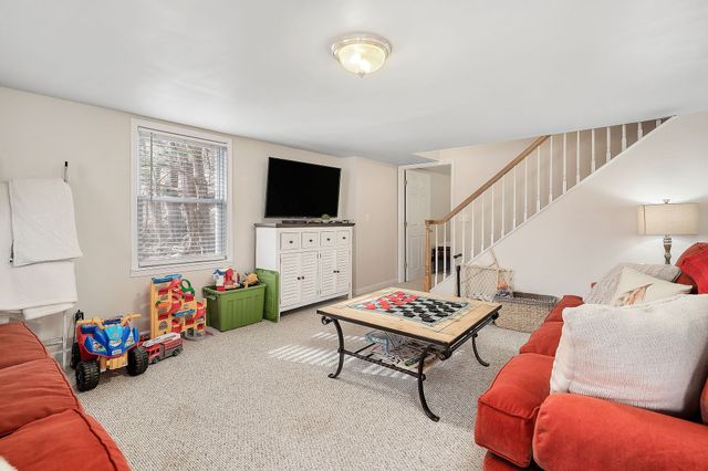 1337 Lakeside Dr, Smithville, TN 37166