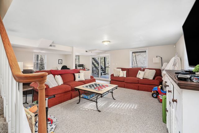 1337 Lakeside Dr, Smithville, TN 37166