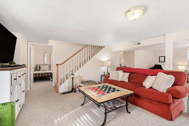 1337 Lakeside Dr, Smithville, TN 37166