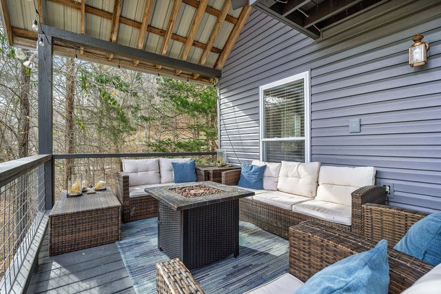 1337 Lakeside Dr, Smithville, TN 37166