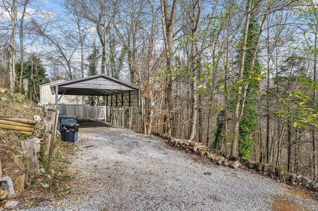 1337 Lakeside Dr, Smithville, TN 37166