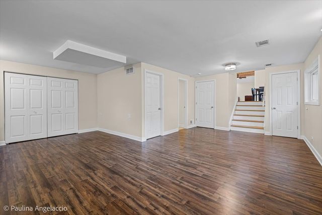 1011 W Wildwood Drive, Prospect Heights, IL 60070