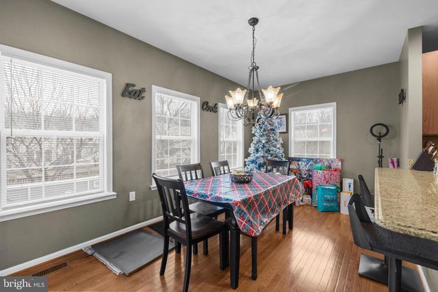 121 CHAGALL LN, Martinsburg, WV 25403