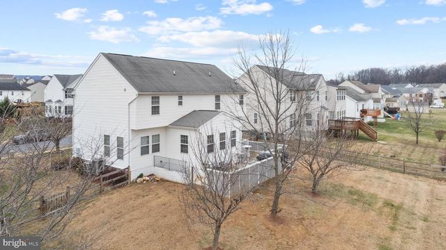 121 CHAGALL LN, Martinsburg, WV 25403