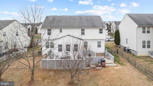 121 CHAGALL LN, Martinsburg, WV 25403