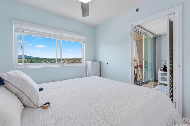 94-979 Kauolu Place 1110, Waipahu, HI 96797