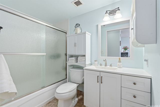 94-979 Kauolu Place 1110, Waipahu, HI 96797