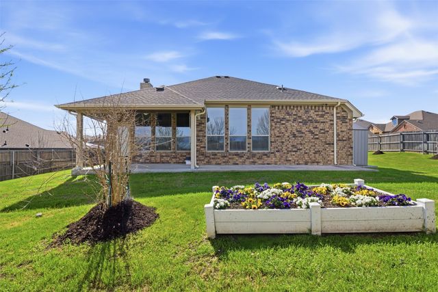 9302 Diane Court, White Settlement, TX 76108