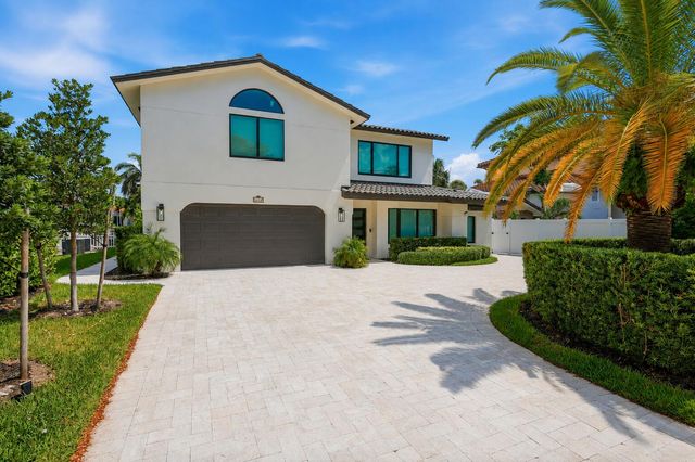 2447 SE 10th Street, Pompano Beach, FL 33062