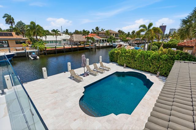 2447 SE 10th Street, Pompano Beach, FL 33062