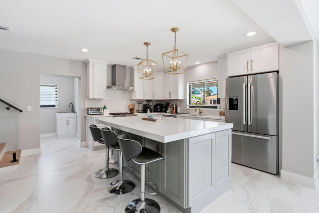 2447 SE 10th Street, Pompano Beach, FL 33062
