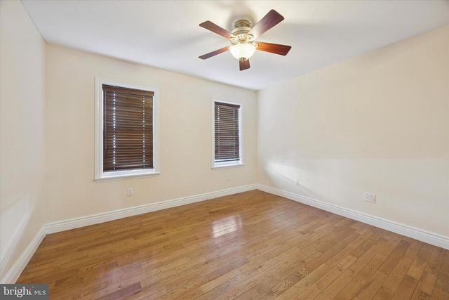 341 DICKINSON ST, Philadelphia, PA 19147