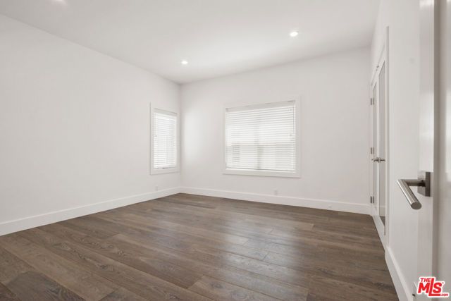 807 N Croft Avenue, Los Angeles, CA 90069