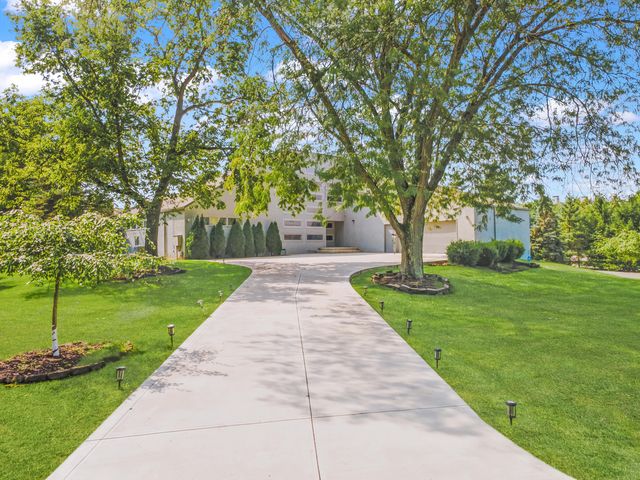 8575 Torwoodlee Court, Dublin, OH 43017