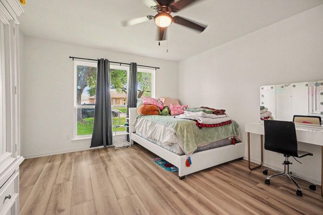 8319 Crestwood Drive, Texas City, TX 77591