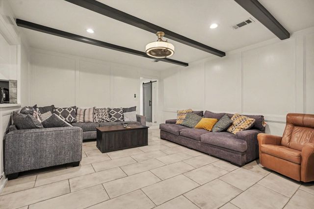 8319 Crestwood Drive, Texas City, TX 77591