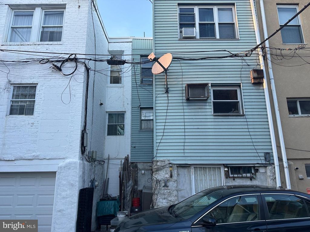 606 JOHNSTON ST, PHILADELPHIA, PA 19148 — photo 5