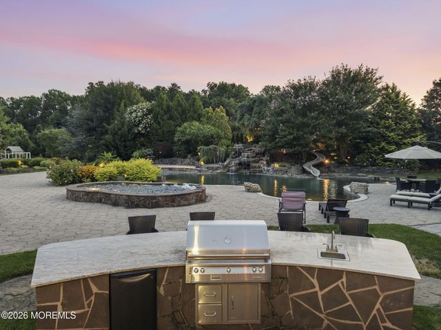 7 Ephraim Road, Millstone, NJ 08510