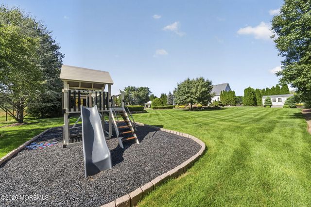7 Ephraim Road, Millstone, NJ 08510