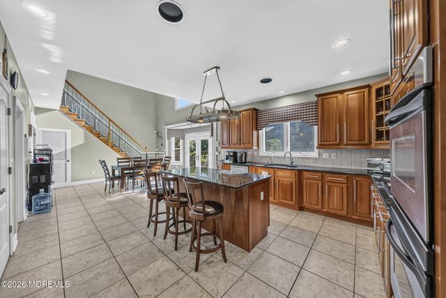 7 Ephraim Road, Millstone, NJ 08510