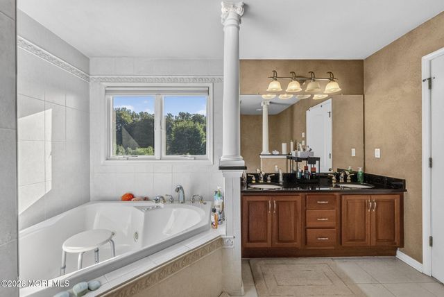 7 Ephraim Road, Millstone, NJ 08510