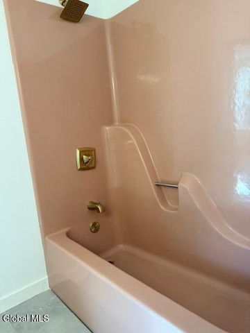 1009 5th Avenue, Troy, NY 12180