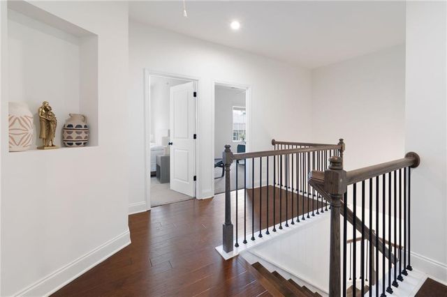 203 Holden Way, Woodstock, GA 30189